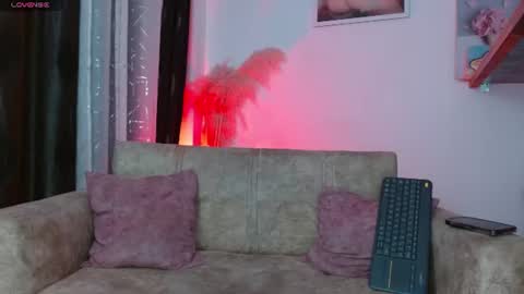 vanessa online show from August 14, 4:16 am