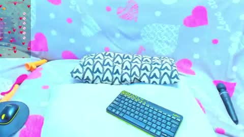 vanessa_florence online show from August 6, 4:55 am