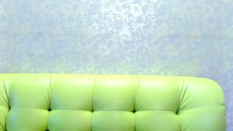 vanessa_florence online show from August 13, 1:30 am