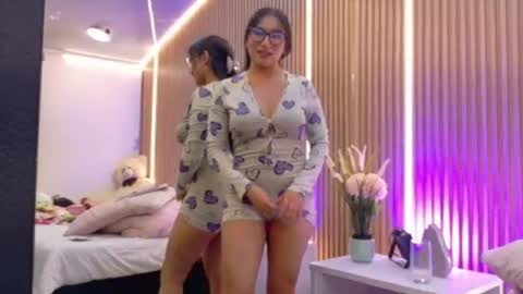 Vanessa online show from July 17, 5:51 am