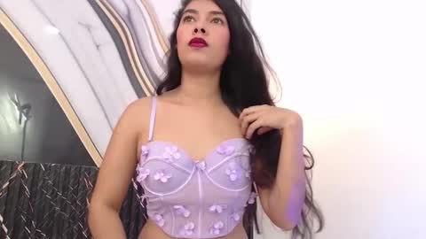 vanessa_lune online show from May 5, 2:29 pm