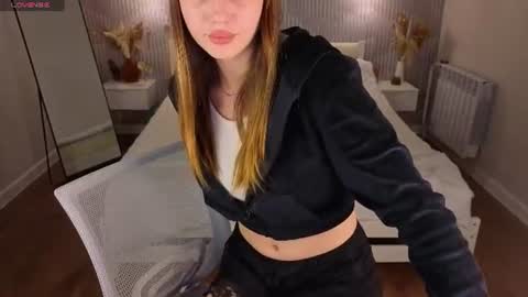 Vanessa online show from August 1, 4:40 am
