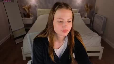 Vanessa online show from August 1, 5:46 am