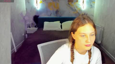 Vanessa online show from August 4, 6:43 am