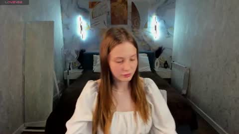 Vanessa online show from August 11, 6:26 am