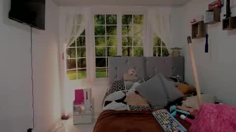 Vanessa online show from May 9, 11:18 pm