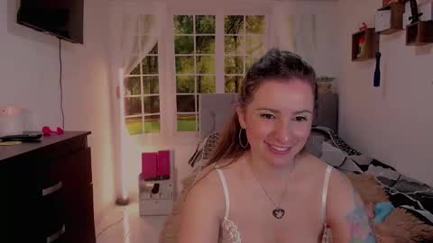 Vanessa online show from May 31, 9:17 pm