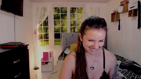 Vanessa online show from July 2, 7:59 pm