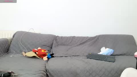 vanessaadol online show from August 7, 12:27 pm