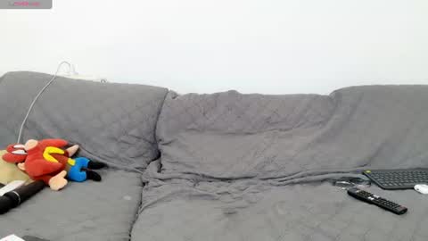 vanessaadol online show from August 8, 10:37 am