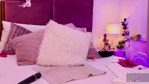 Vanessa   Diamond online show from August 1, 11:27 am