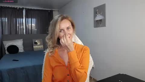 Vanessa  online show from July 21, 3:36 pm