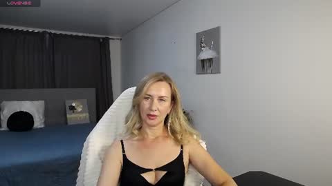 Vanessa  online show from August 14, 4:21 pm