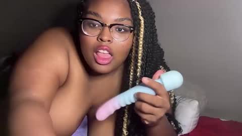 vanessaskyies online show from May 17, 2:56 am
