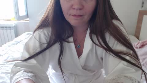 vanessasmuthh online show from August 1, 7:03 am