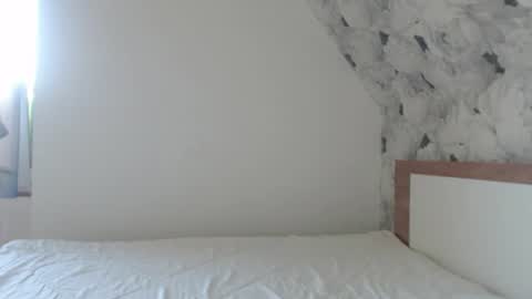 vanessasmuthh online show from August 8, 1:49 am