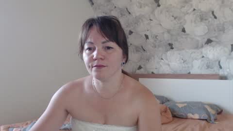 vanessasmuthh online show from August 10, 12:56 am