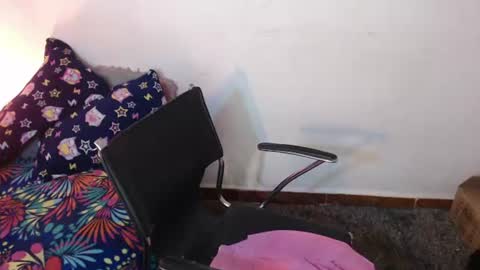 vania_sweett online show from August 13, 6:00 pm