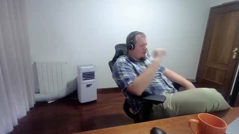 Vanifer online show from July 22, 2:30 pm