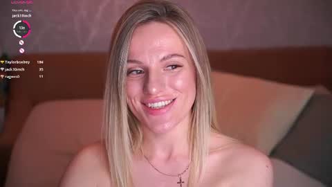 Sophie online show from August 6, 12:42 am