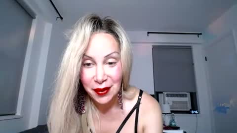 Vanity Estrada online show from July 11, 12:49 am