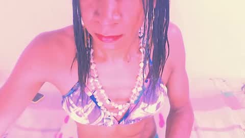 vannesascott online show from July 17, 12:27 pm