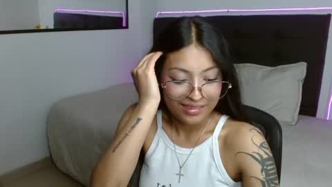 vane online show from August 10, 11:28 pm