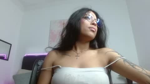 vane online show from August 14, 11:30 pm