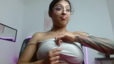vane online show from August 15, 1:42 am