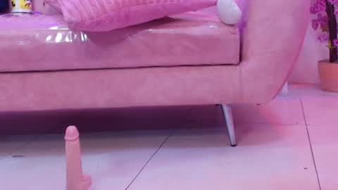   online show from August 3, 2:46 pm