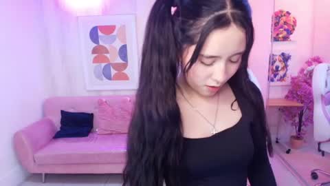   online show from August 3, 4:58 pm