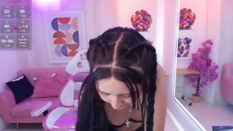   online show from August 4, 5:54 pm