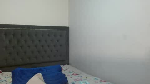 vannsexporn online show from August 2, 5:36 am