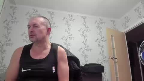 vano_822 online show from August 14, 10:35 pm