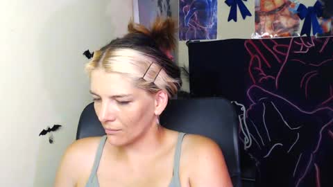 Vanessa online show from August 7, 10:37 am