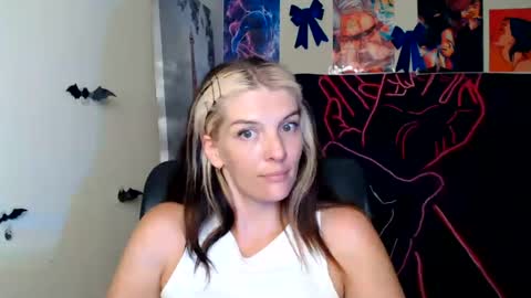 Vanessa online show from August 10, 8:49 am