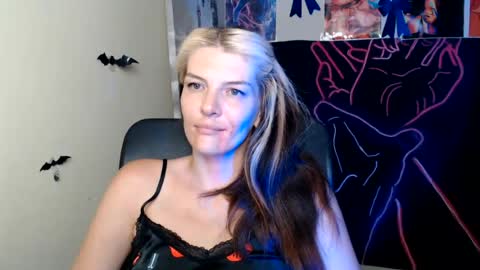 Vanessa online show from August 11, 10:34 pm