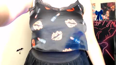 Vanessa online show from August 13, 7:55 am