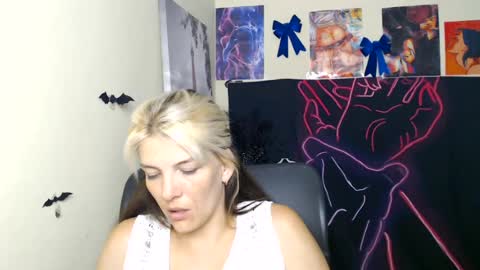 Vanessa online show from August 15, 10:08 am
