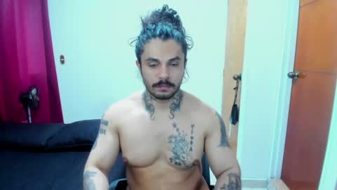 vanvelckan_ online show from July 21, 4:16 am