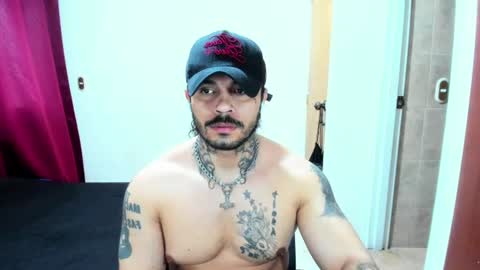 vanvelckan_ online show from August 17, 5:56 am