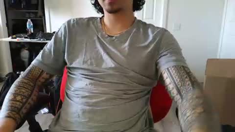 vanzlyy839243 online show from July 22, 9:39 pm