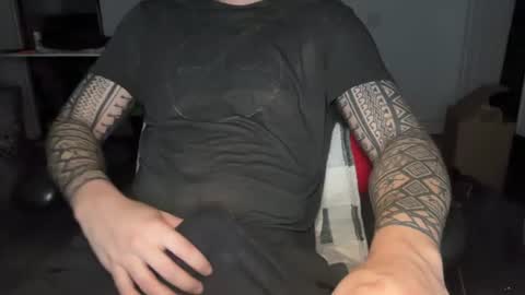 vanzlyy839243 online show from August 9, 3:18 am