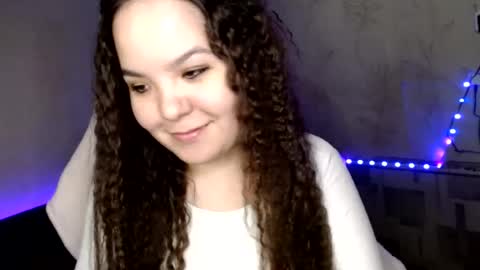 Var Kiss online show from July 28, 2:56 pm