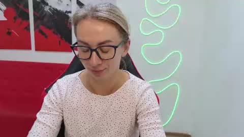Vasilisa online show from August 14, 9:02 am