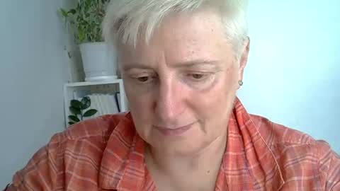 vea_motty online show from July 31, 10:32 am