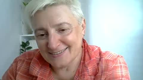 vea_motty online show from August 7, 11:10 am