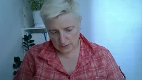 vea_motty online show from August 7, 3:34 pm