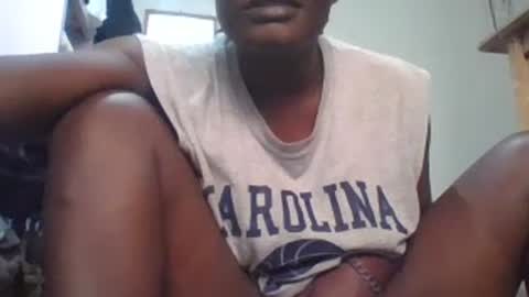 vee_tommy online show from August 17, 2:22 pm