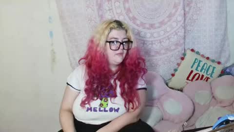 Veronica Lehane online show from July 28, 3:51 pm